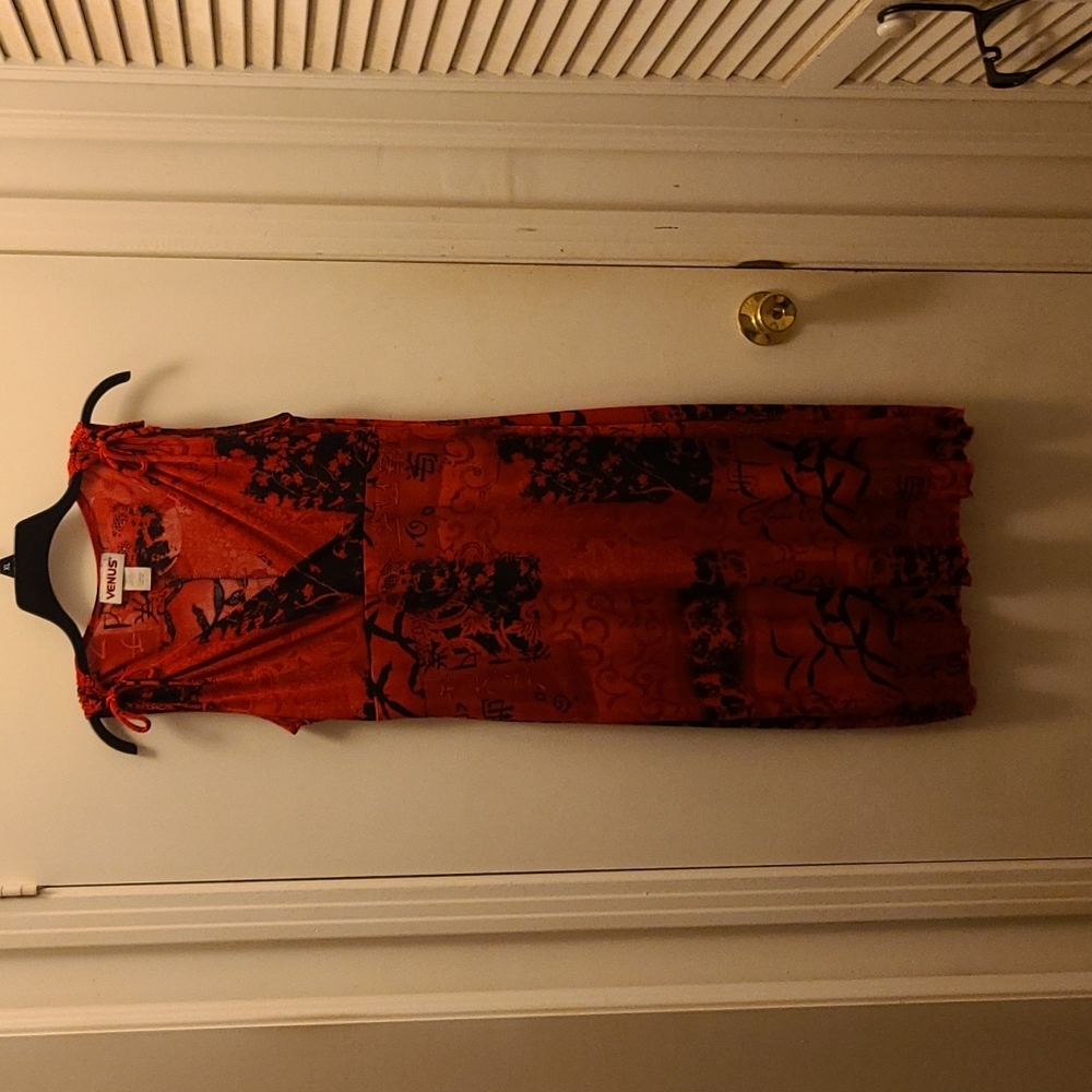 Venus sexy red and black dress